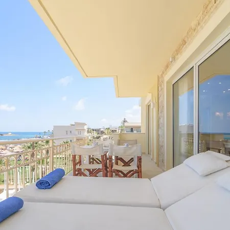 Parthenis Beach, By The Sea Hotel apartamentowy
