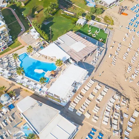 Aparthotel Parthenis Beach, By The Sea Malia (Crete)