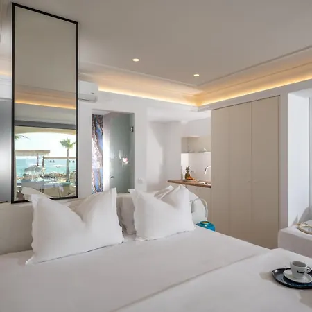 Aparthotel Parthenis Beach, By The Sea Malia (Crete)